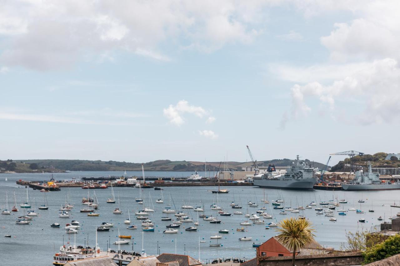 Stunning Views Over The Beautiful Falmouth Harbour Екстериор снимка